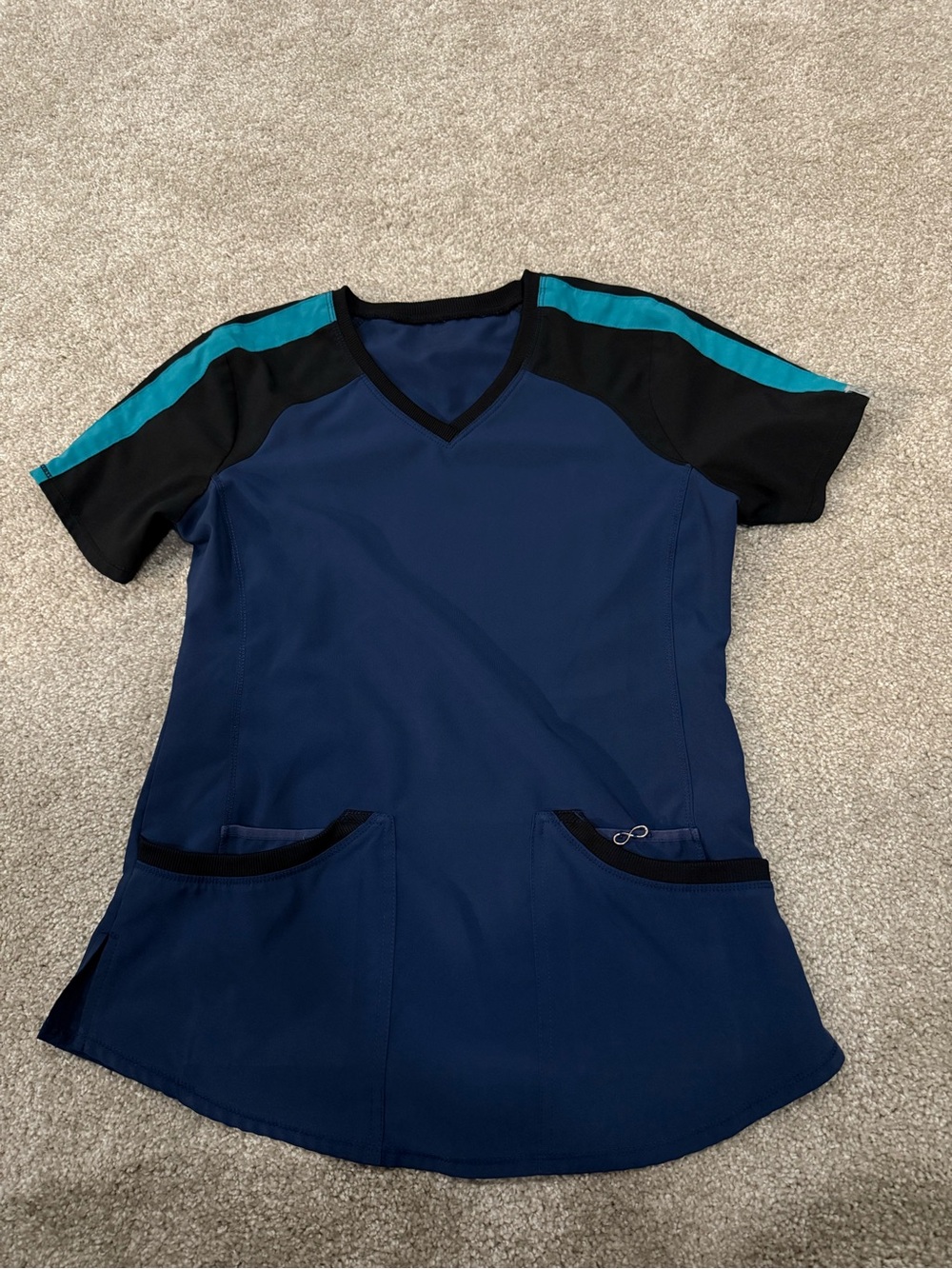 Cherokee Infinity Colorblock Scrub Top size XS